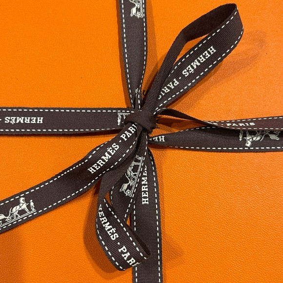 Meet your Posher, Yuenkiu - Picture 1 of 1